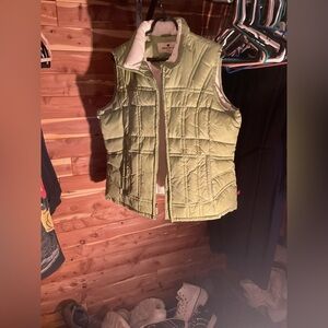 Woolrich Light Green Quilted Vest Size Large